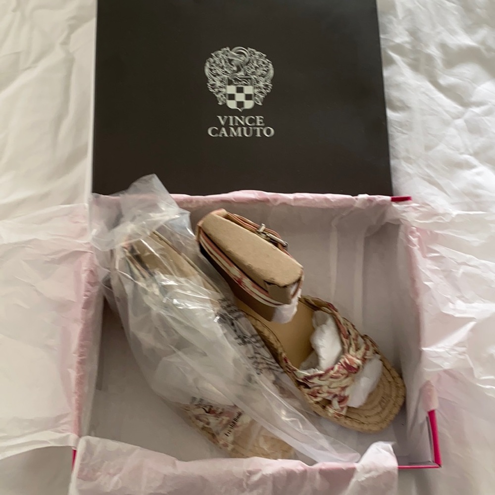 Vince Camuto Sandals